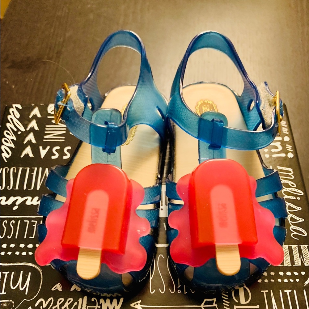 Mini Melissa